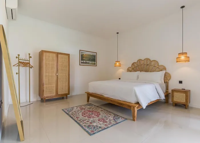 Charming 3 Bedrooms Walking Distance فيلة سمينياك